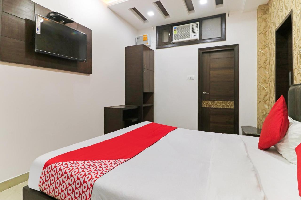 Oyo 48489 Adarsh Plaza Hotel Saharanpur Exterior photo