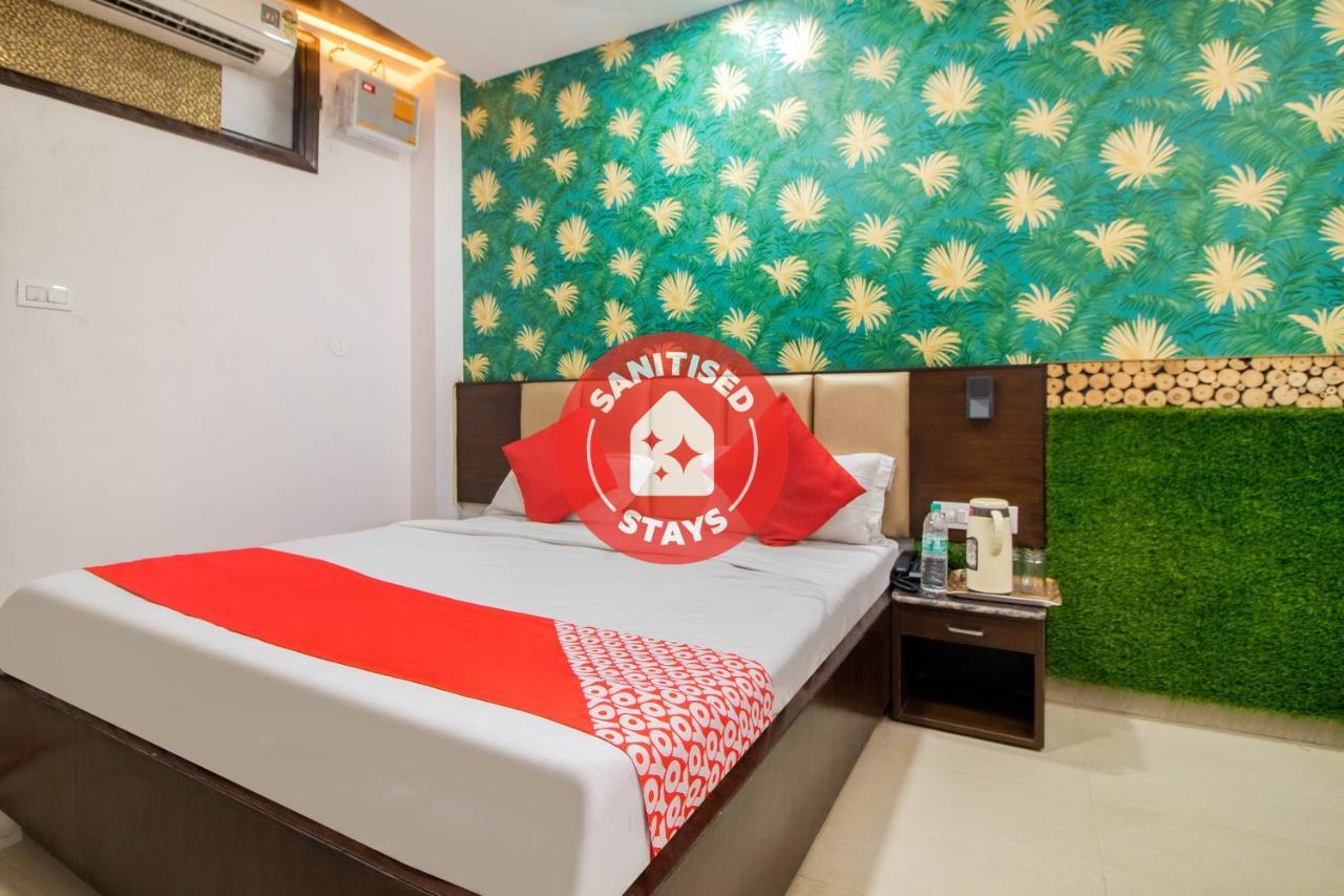 Oyo 48489 Adarsh Plaza Hotel Saharanpur Exterior photo