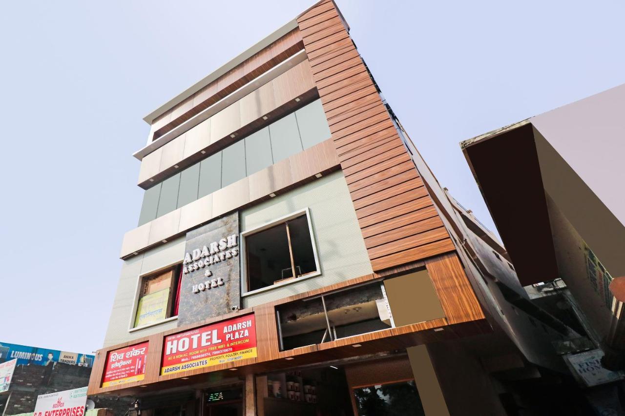 Oyo 48489 Adarsh Plaza Hotel Saharanpur Exterior photo